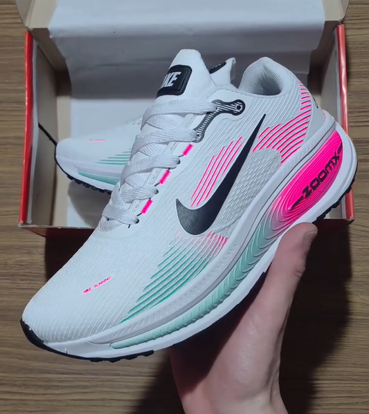 ETênis Zoom - Branco/Rosa
